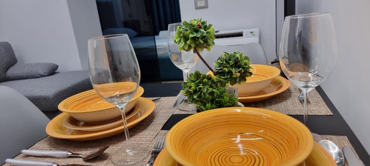 Deluxe Apartment Bllok Tirana Exteriér fotografie