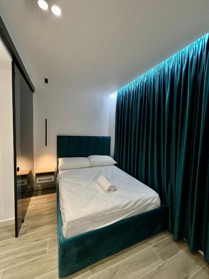 Deluxe Apartment Bllok Tirana Exteriér fotografie